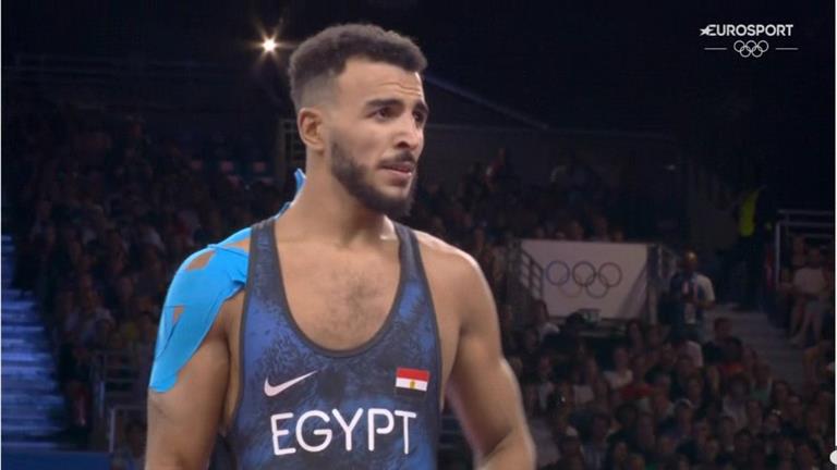 "معاشي 1500 جنيه".. كيشو يفتح النار على رئيس اتحاد المصارعة
